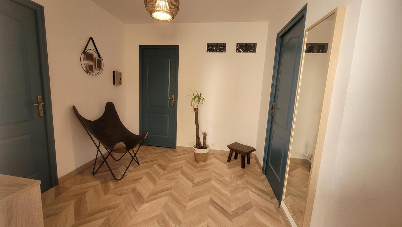 Charmante Maison A Haybes エクステリア 写真