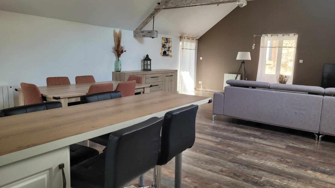 Charmante Maison A Haybes エクステリア 写真